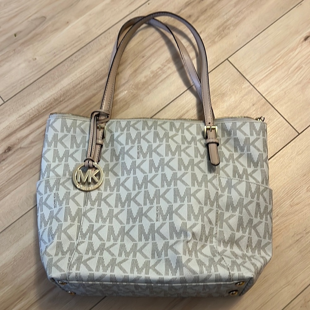 Authentic Michael Kors purse